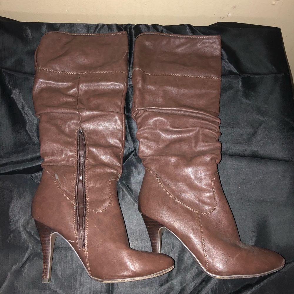 Heel boots